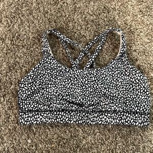 Lululemon criss-cross sports bra